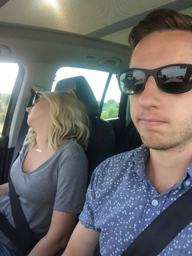 Husband Takes Pictures Every Time His Wife Falls Asleep During Road Trips And The Result Is So Hilarious 11 -Husband Takes Pictures Every Time His Wife Falls Asleep During Road Trips, And The Result Is So Hilarious