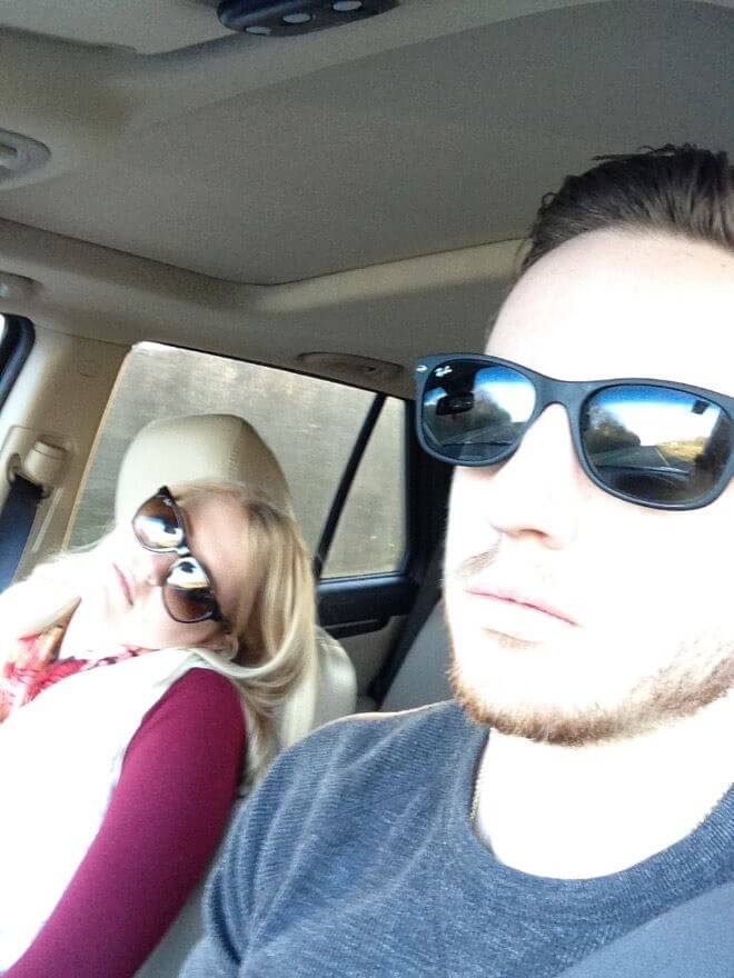 Husband Takes Pictures Every Time His Wife Falls Asleep During Road Trips And The Result Is So Hilarious 14 -Husband Takes Pictures Every Time His Wife Falls Asleep During Road Trips, And The Result Is So Hilarious