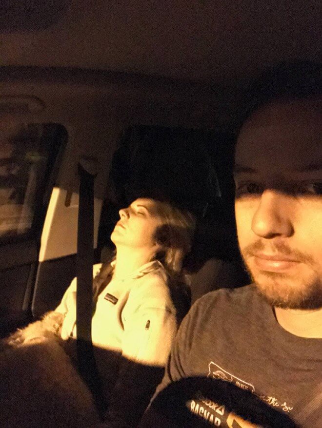 Husband Takes Pictures Every Time His Wife Falls Asleep During Road Trips And The Result Is So Hilarious 7 -Husband Takes Pictures Every Time His Wife Falls Asleep During Road Trips, And The Result Is So Hilarious