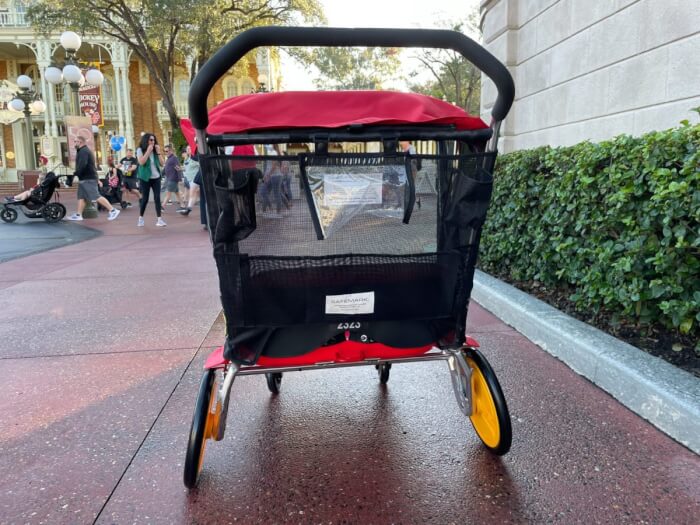 Mickey Minnie Mouse Themed Strollers Are Now Available At Disney Theme Parks 4 -Mickey &Amp; Minnie Mouse-Themed Strollers Are Now Available At Walt Disney World