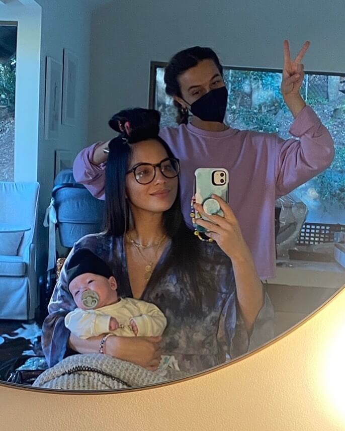 16 Celebrity Mothers Who Show What Its Like After Giving Birth 13 -16 Celebrity Mothers Who Showed What It'S Like After Giving Birth
