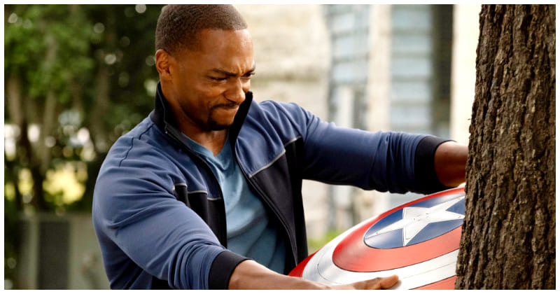 3595 -Anthony Mackie Signs A Deal With Disney To Star 'Captain America 4'