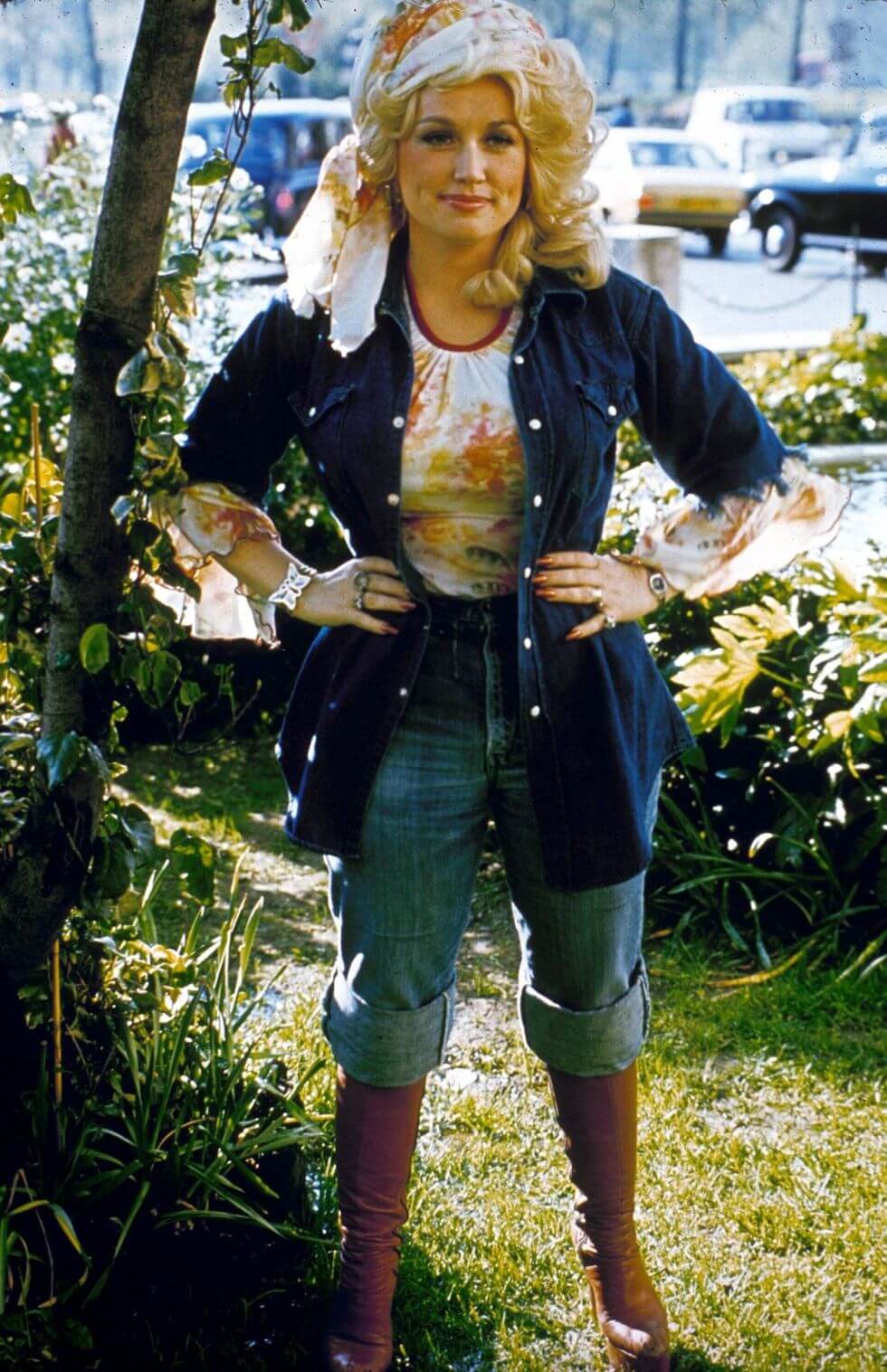 30 Stunning Photos Of A Young Dolly Parton