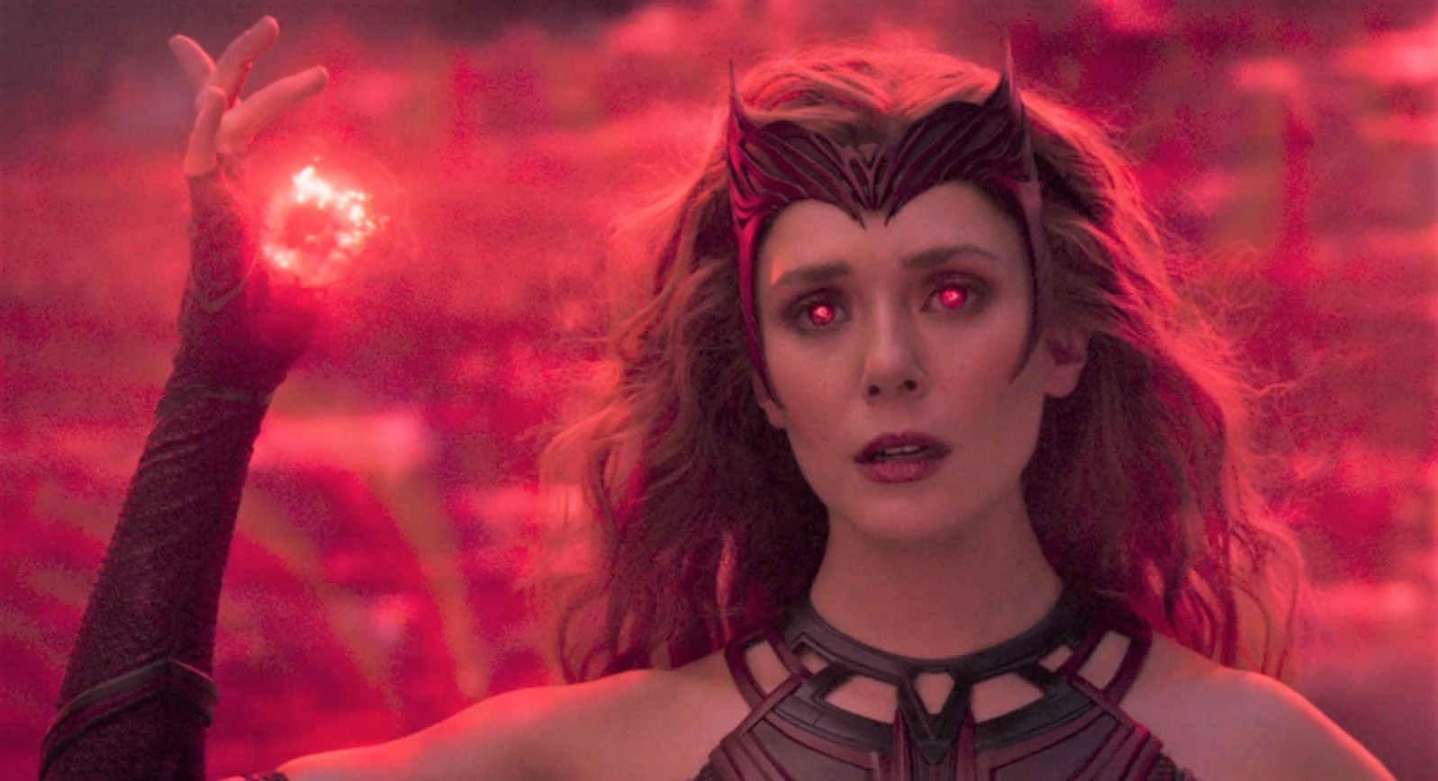 How Deadpool And Wolverine Can Make Elizabeth Olsen’s Scarlet Witch A Bigger Threat To The Multiverse (Marvel Theory)