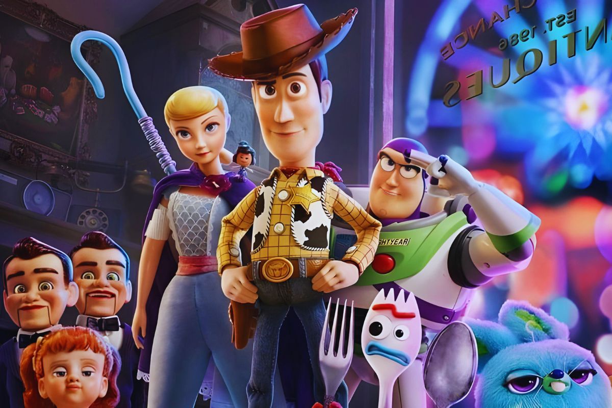 This Toy Story 4 Detail Proves Pixar Should Have Replaced Lightyear With A Much Better Woody Spinoff Movie