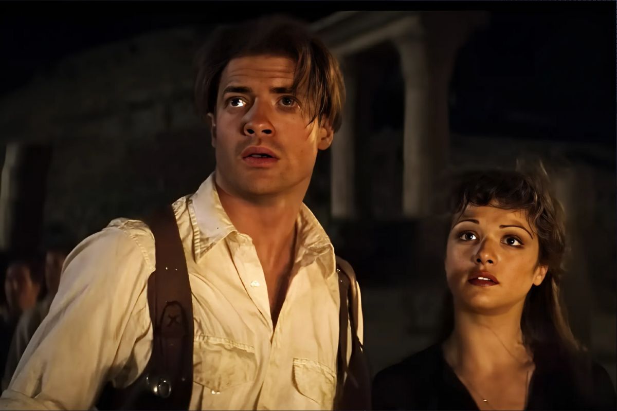 Brendan Fraser Had A Life-Threatening Injury That Left Him &Quot;Unconcious&Quot; While Filming The Mummy, Said Director