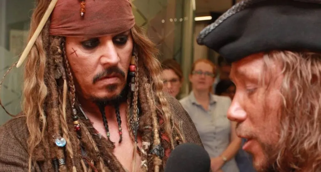 Johnny Depp Spotted At Warner Bros. Studios Alongside Pirates Co-Star Stephen Graham