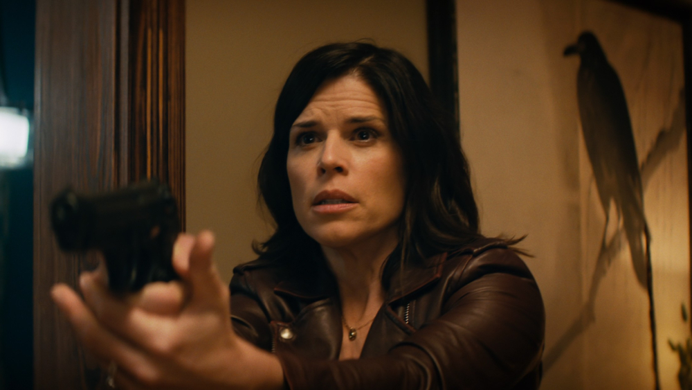 Neve Campbell Settles Pay Dispute; Slashes Back Into Scream For Sequel 7!