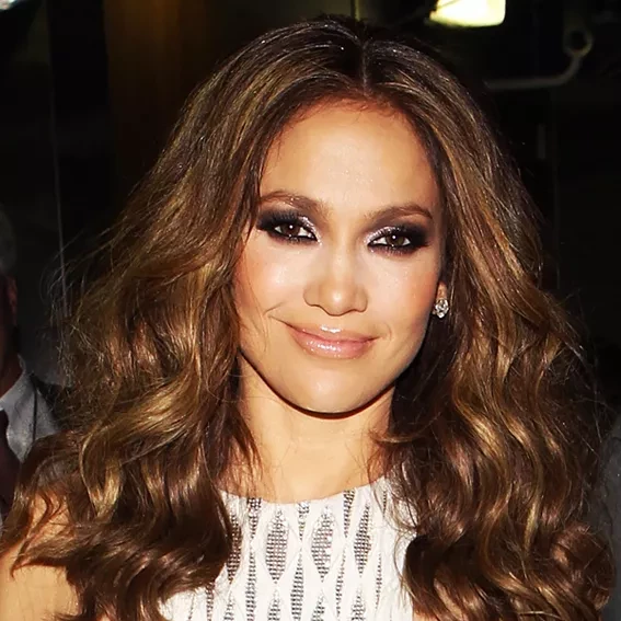 Jennifer Lopez'S Stunning Beauty Transformation From The '90S To Today