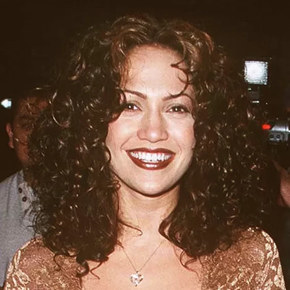 Jennifer Lopez'S Stunning Beauty Transformation From The '90S To Today