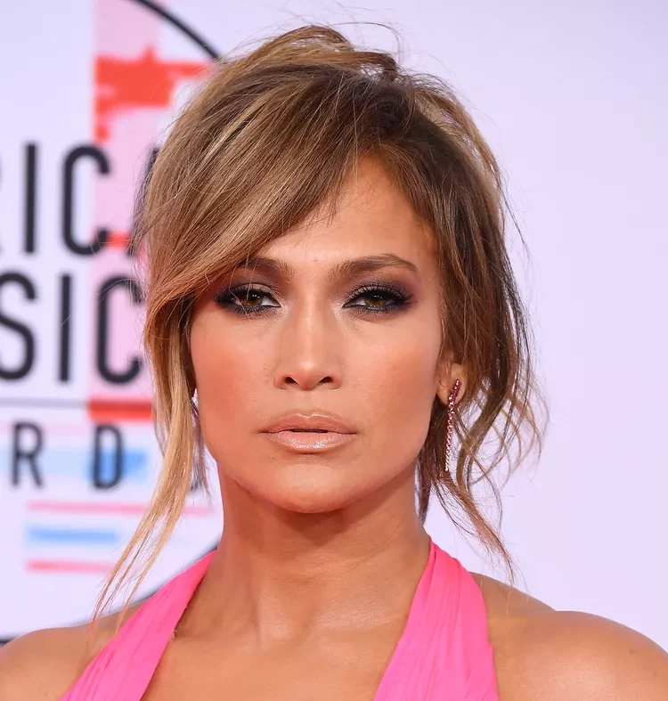 Jennifer Lopez'S Stunning Beauty Transformation From The '90S To Today