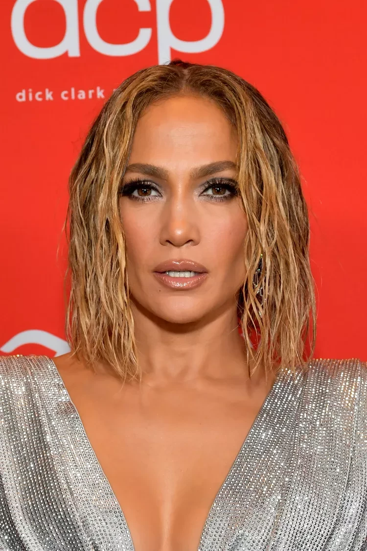 Jennifer Lopez'S Stunning Beauty Transformation From The '90S To Today