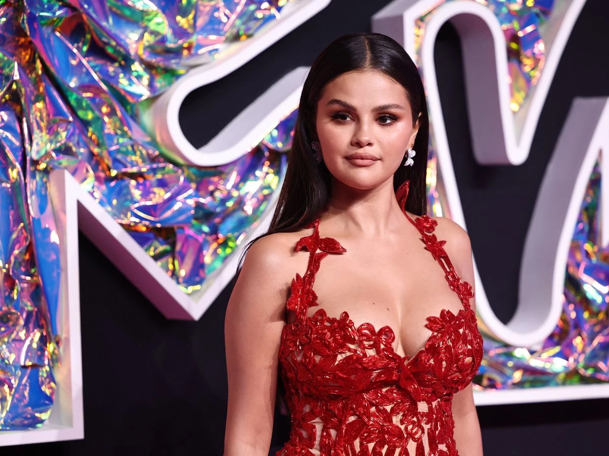 Selena Gomez'S Inspiring Journey: Battling Mental Health With A Positive Spirit