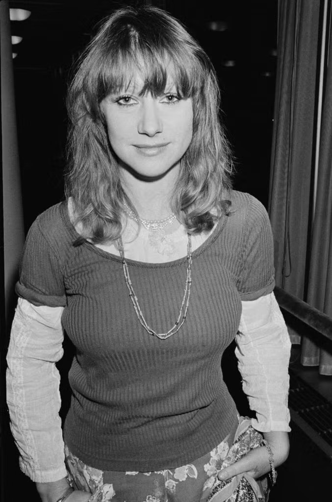 15 Rarely Seen Pictures Of Helen Mirren'S Youthful Beginnings