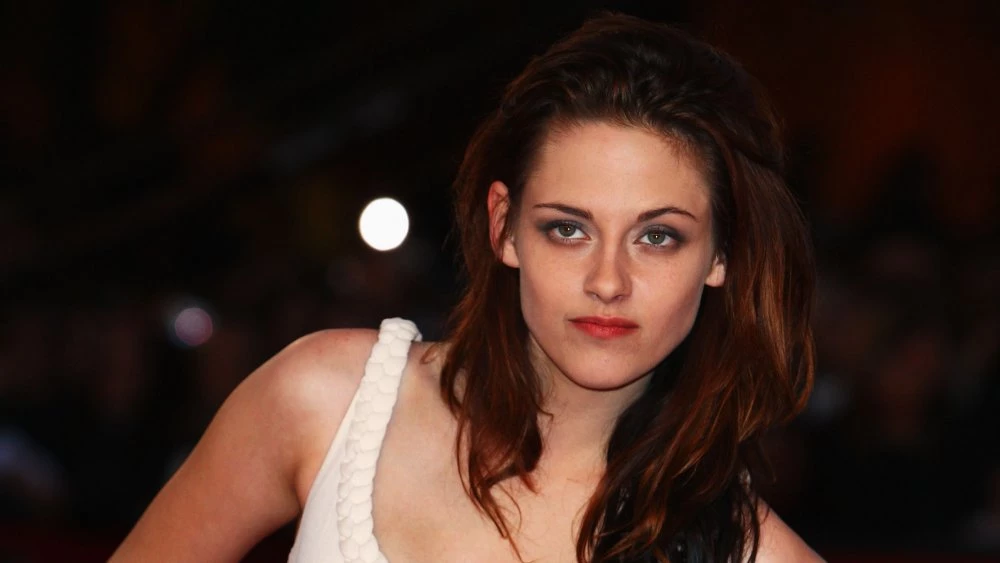 Kristen Stewart'S Amazing Journey Of Transformation, From A Cute Child Star To A Bisexual Icon