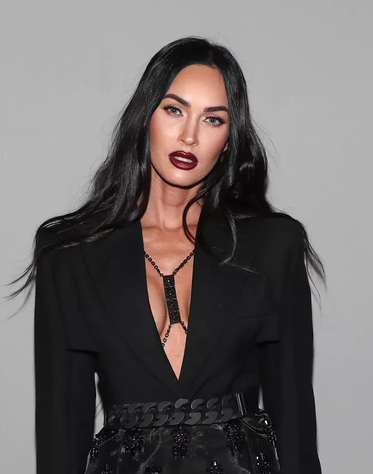 Megan Fox'S Mesmeric Beauty Evolution From The Early Aughts To Now