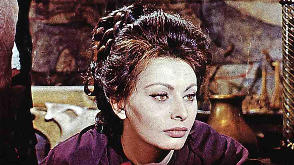 14 Photos Of Sophia Loren'S Jaw-Dropping Transformation