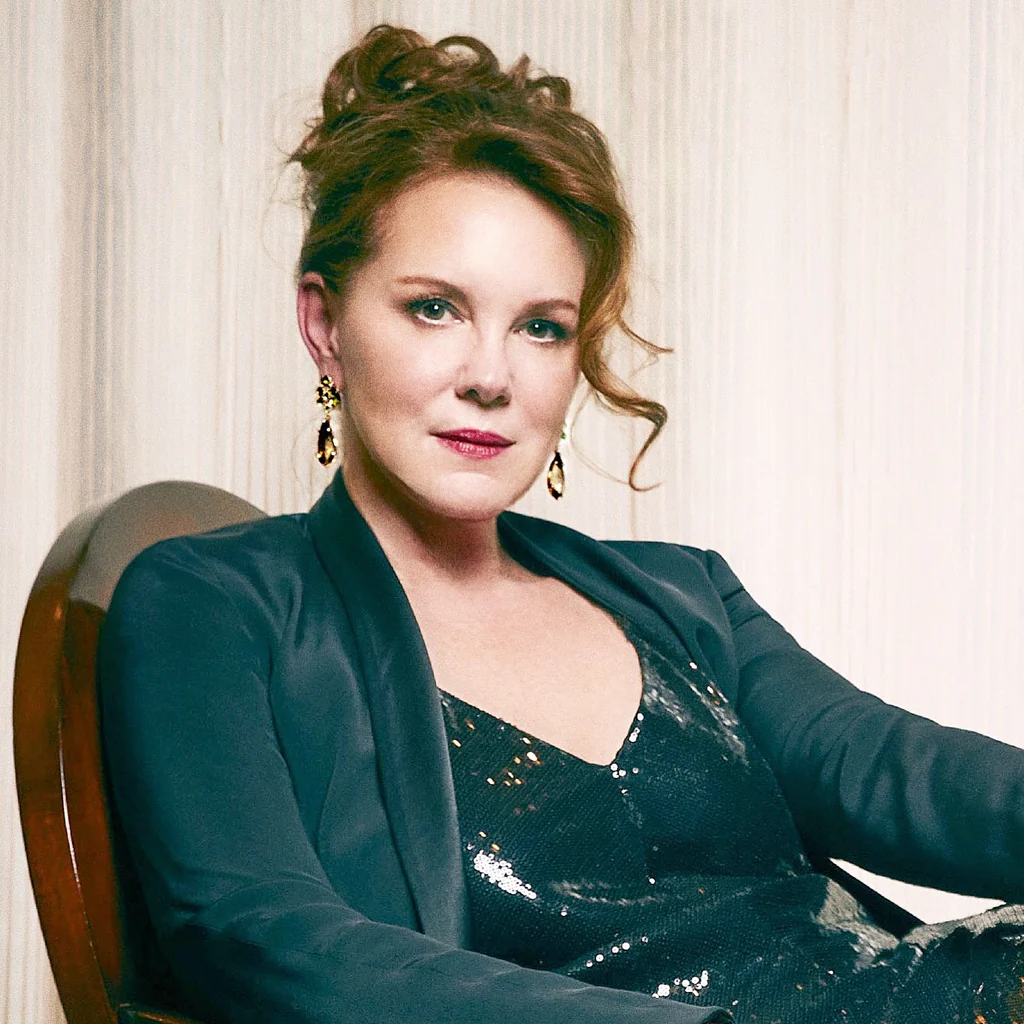 25 Awesome Things People Don'T Know About Elizabeth Perkins