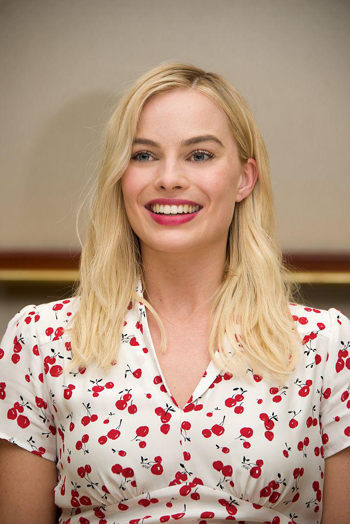 40+ Stunning Photos Of Margot Robbie That Show Her Beauty Evolution Over The Years