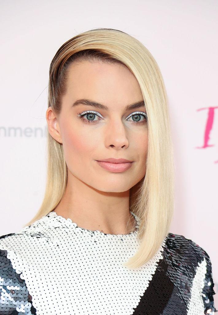 40+ Stunning Photos Of Margot Robbie That Show Her Beauty Evolution Over The Years