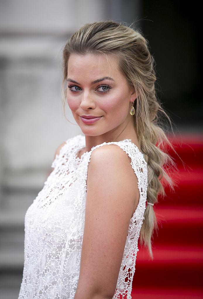 40+ Stunning Photos Of Margot Robbie That Show Her Beauty Evolution Over The Years