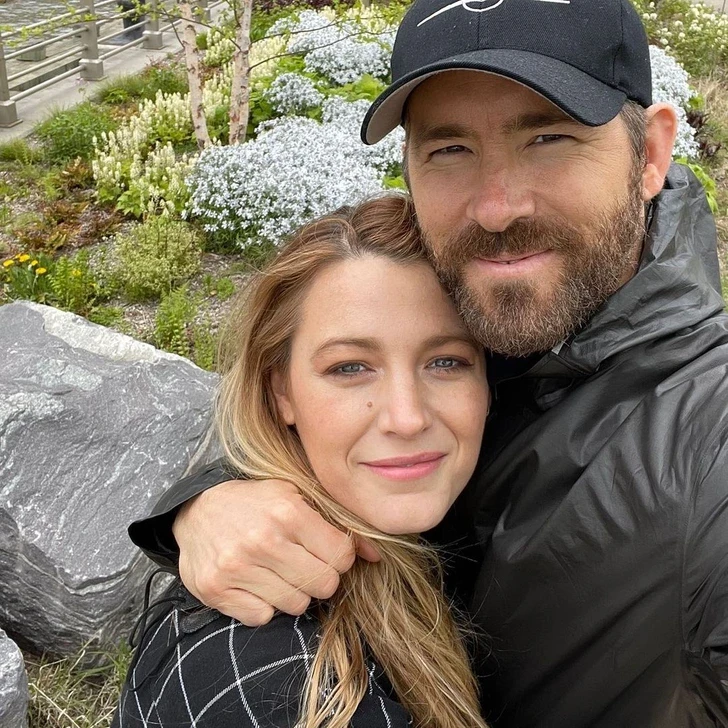 How Blake Lively Saved Ryan Reynolds From Severe Depression Following His Divorce From Scarlett Johanson