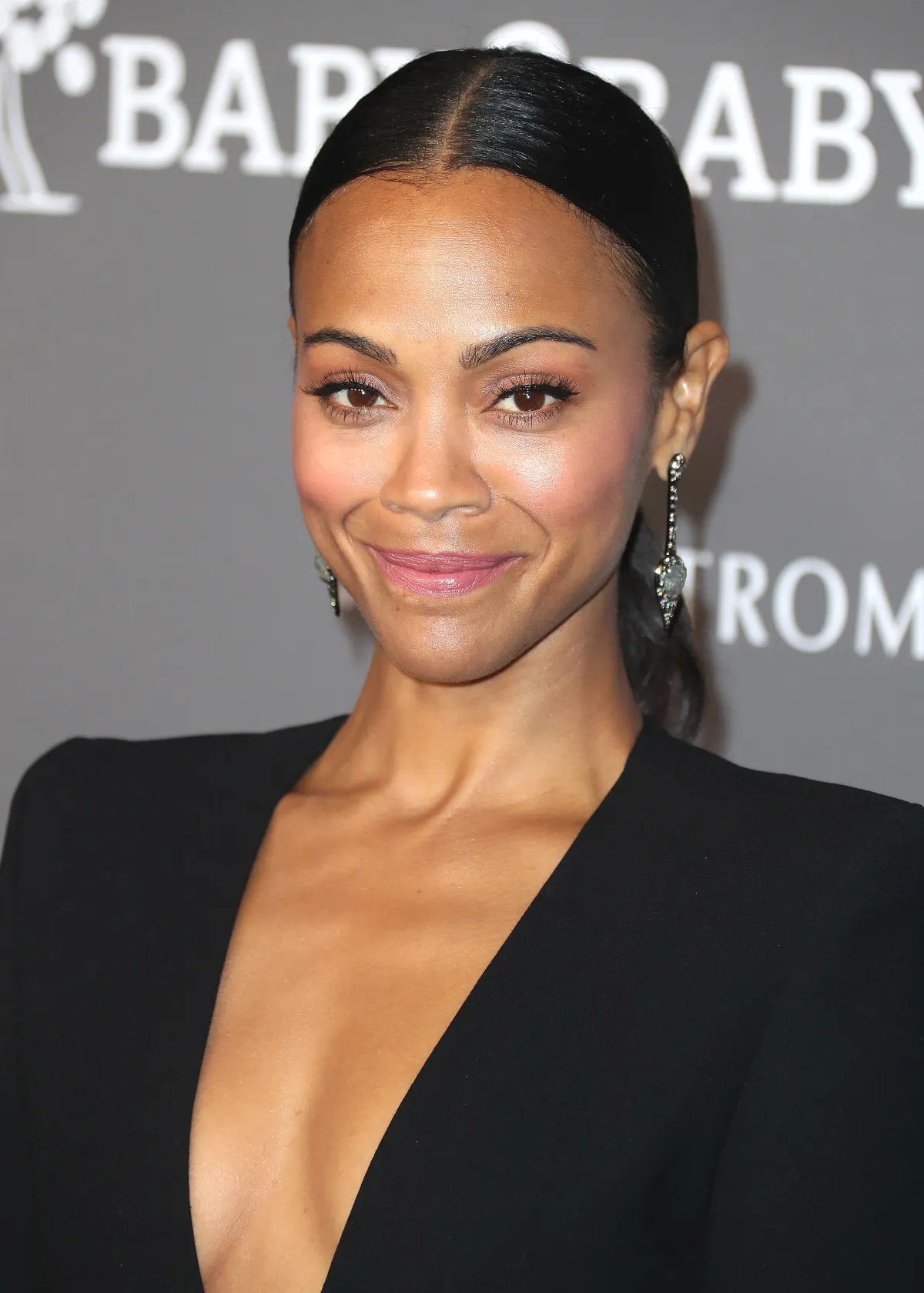 13 Photos Of Zoe Saldana’s Awesome Transformation Over The Years