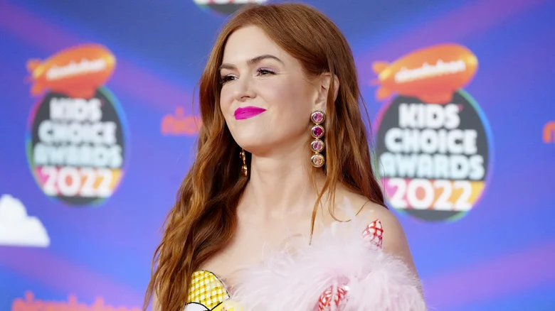 14 Photos Of Isla Fisher'S Stunning Transformation Through Her Career