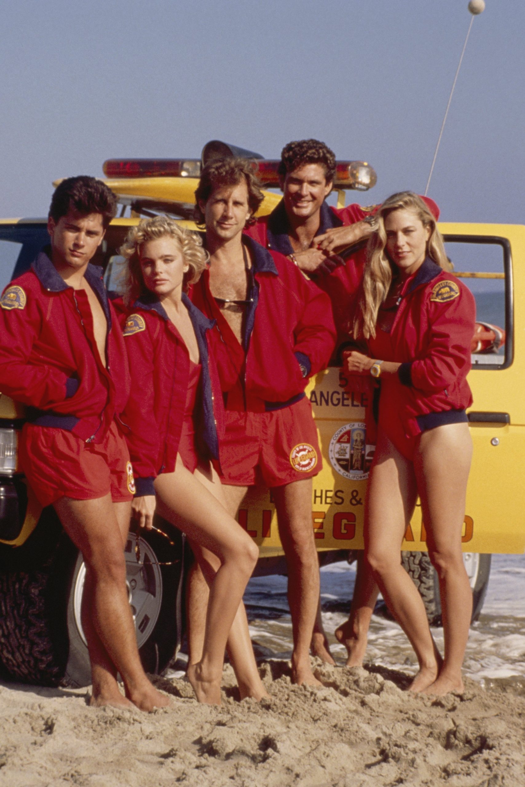 How Erika Eleniak From ‘Baywatch’ Looks Completely Different Now – Jaw-Dropping Photos