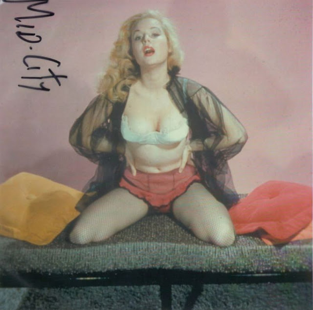 33 Stunning Vintage Photos Of Betty Brosmer: The Iconic Beauty And Perfect Figure Of The 1950S