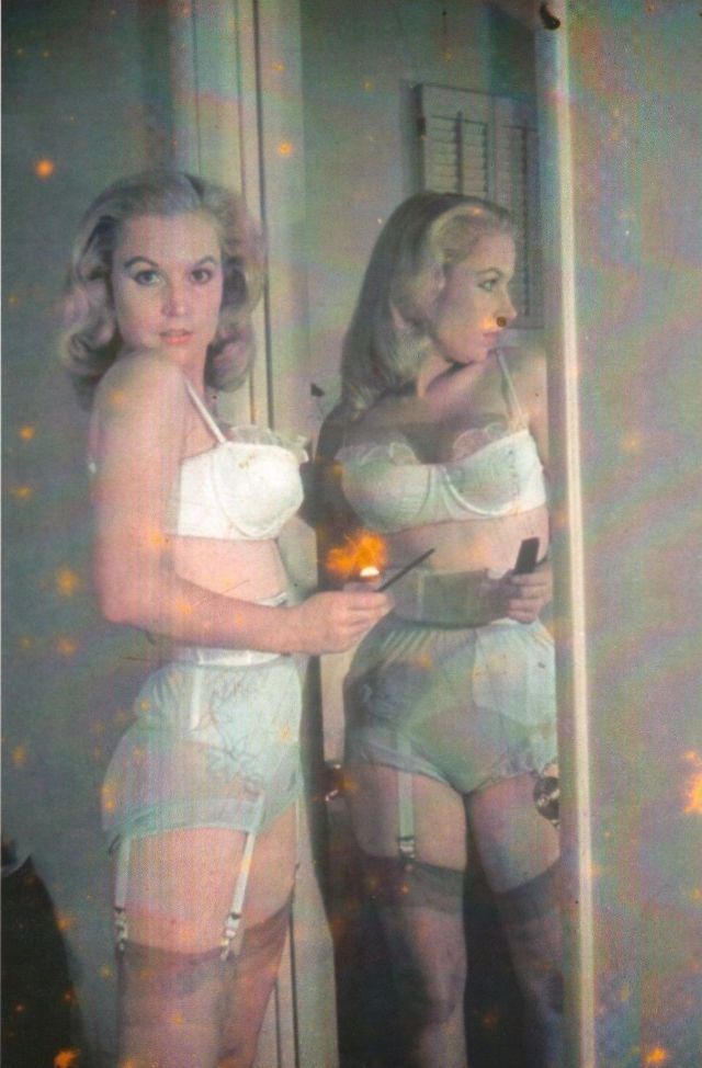 33 Stunning Vintage Photos Of Betty Brosmer: The Iconic Beauty And Perfect Figure Of The 1950S