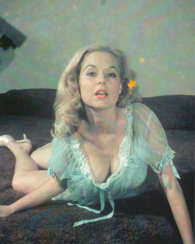 33 Stunning Vintage Photos Of Betty Brosmer: The Iconic Beauty And Perfect Figure Of The 1950S