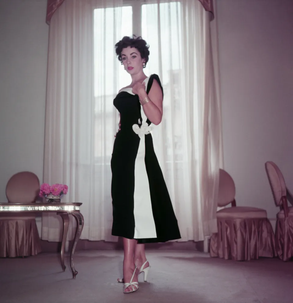 Elizabeth Taylor'S Most Stunning Vintage Looks Through The Years