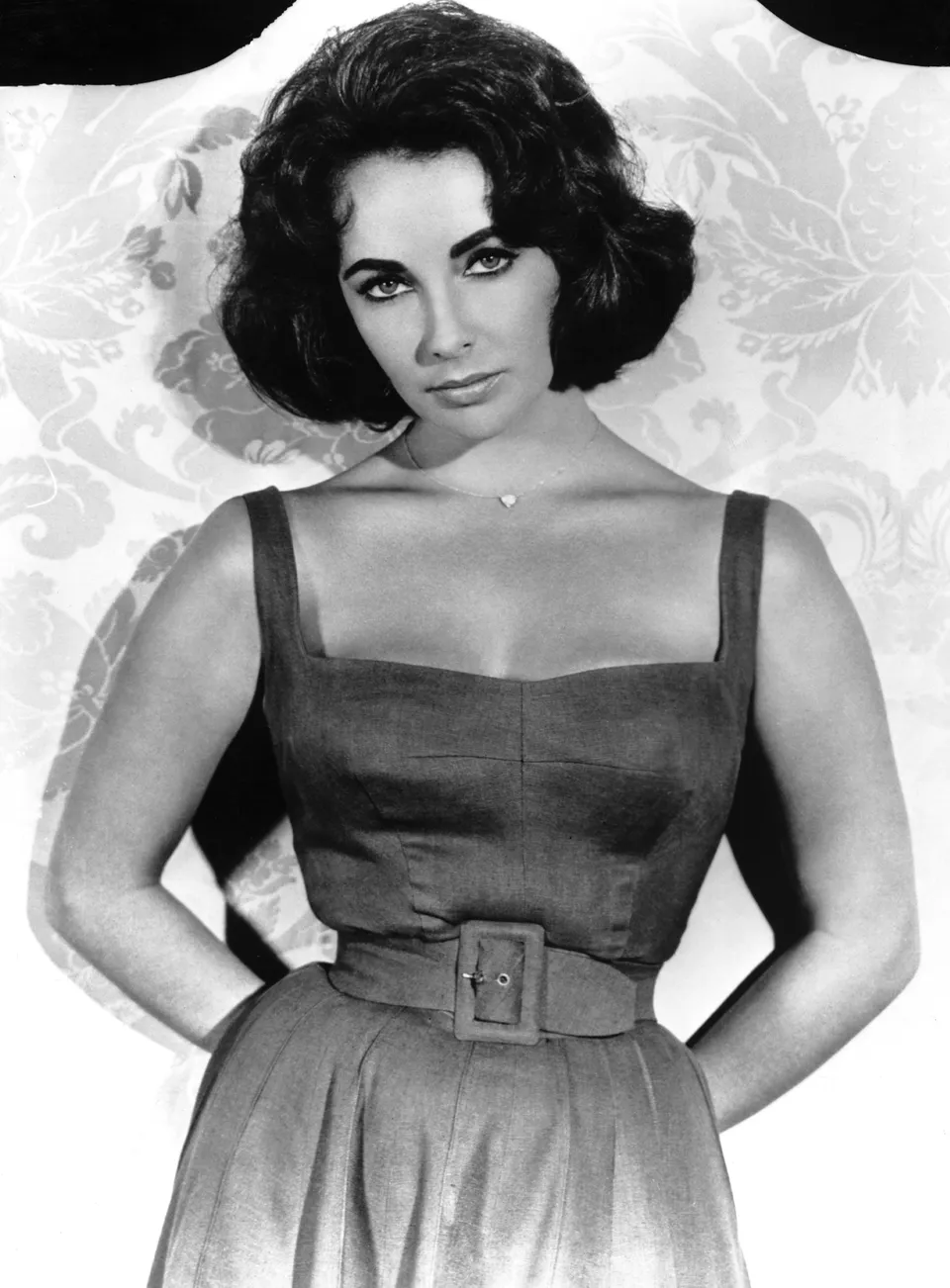 Elizabeth Taylor'S Most Stunning Vintage Looks Through The Years