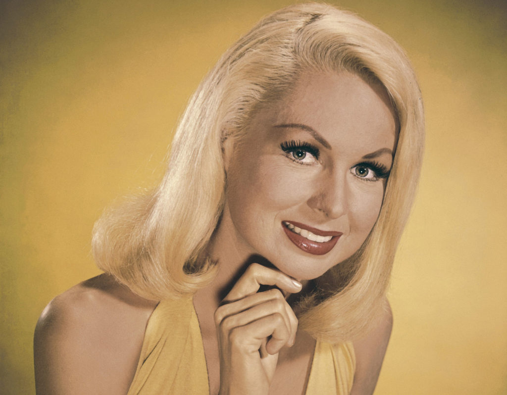 18 Fascinating Facts About Joi Lansing, The Forgotten Glamour Goddess