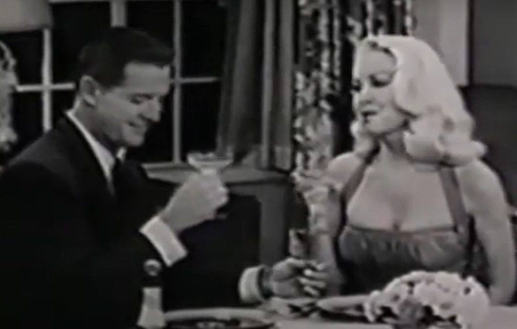 18 Fascinating Facts About Joi Lansing, The Forgotten Glamour Goddess