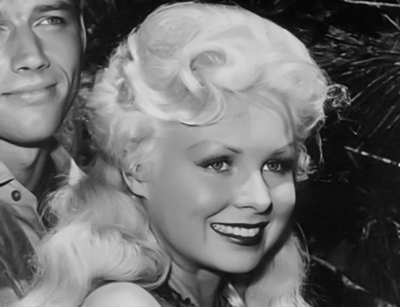 18 Fascinating Facts About Joi Lansing, The Forgotten Glamour Goddess