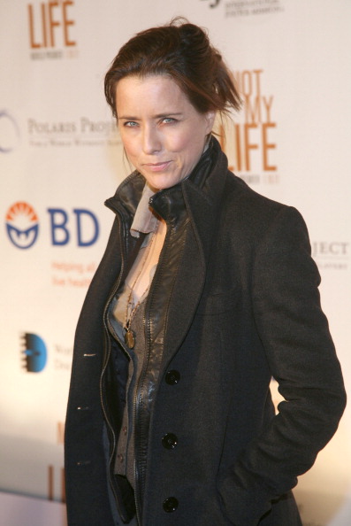 30+ Most Stunning Photos Of Tea Leoni That Show How She Has Changed From 1988 To Now