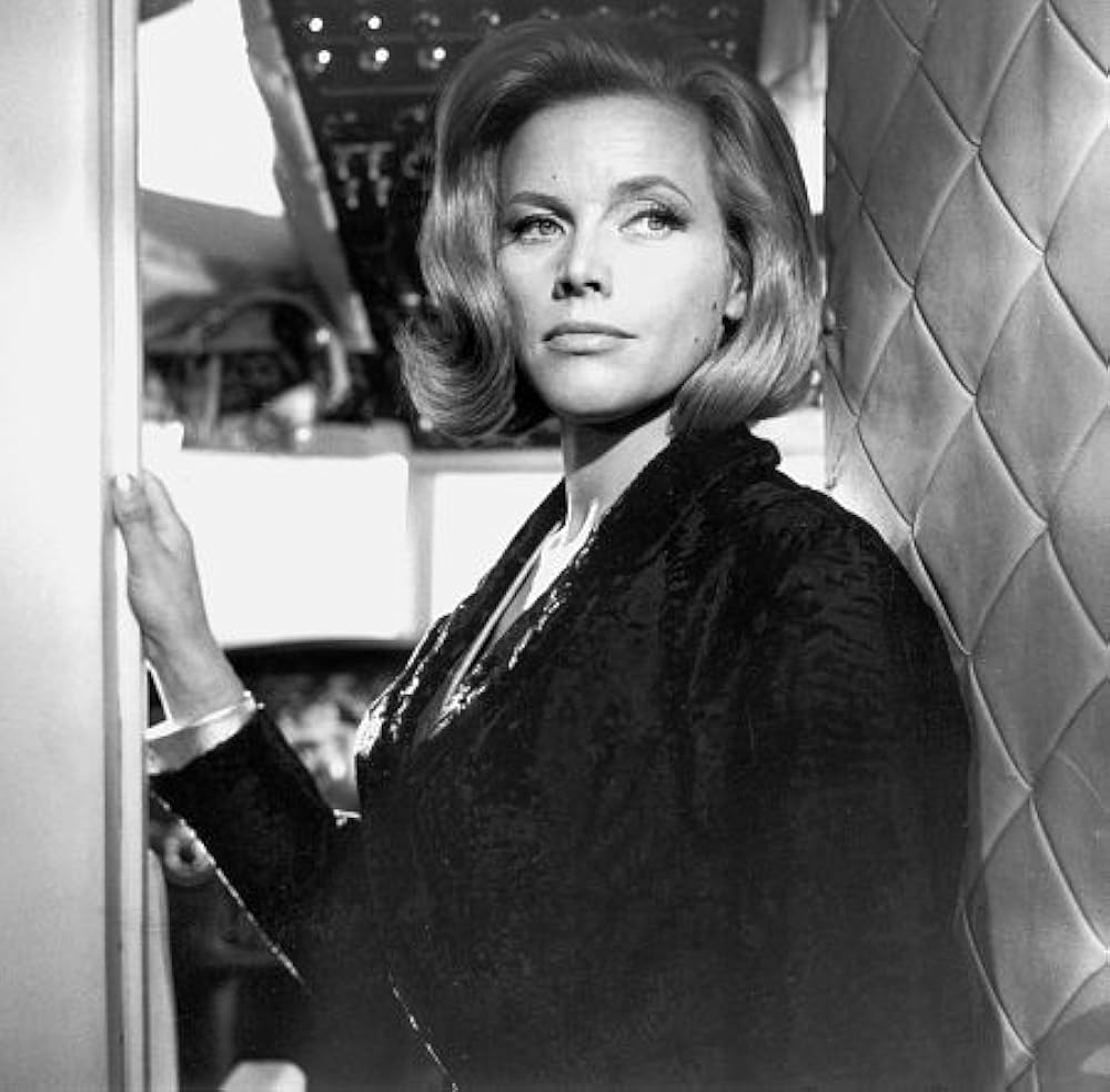 Honor Blackman On Life, Cancer, And Working With Sean Connery