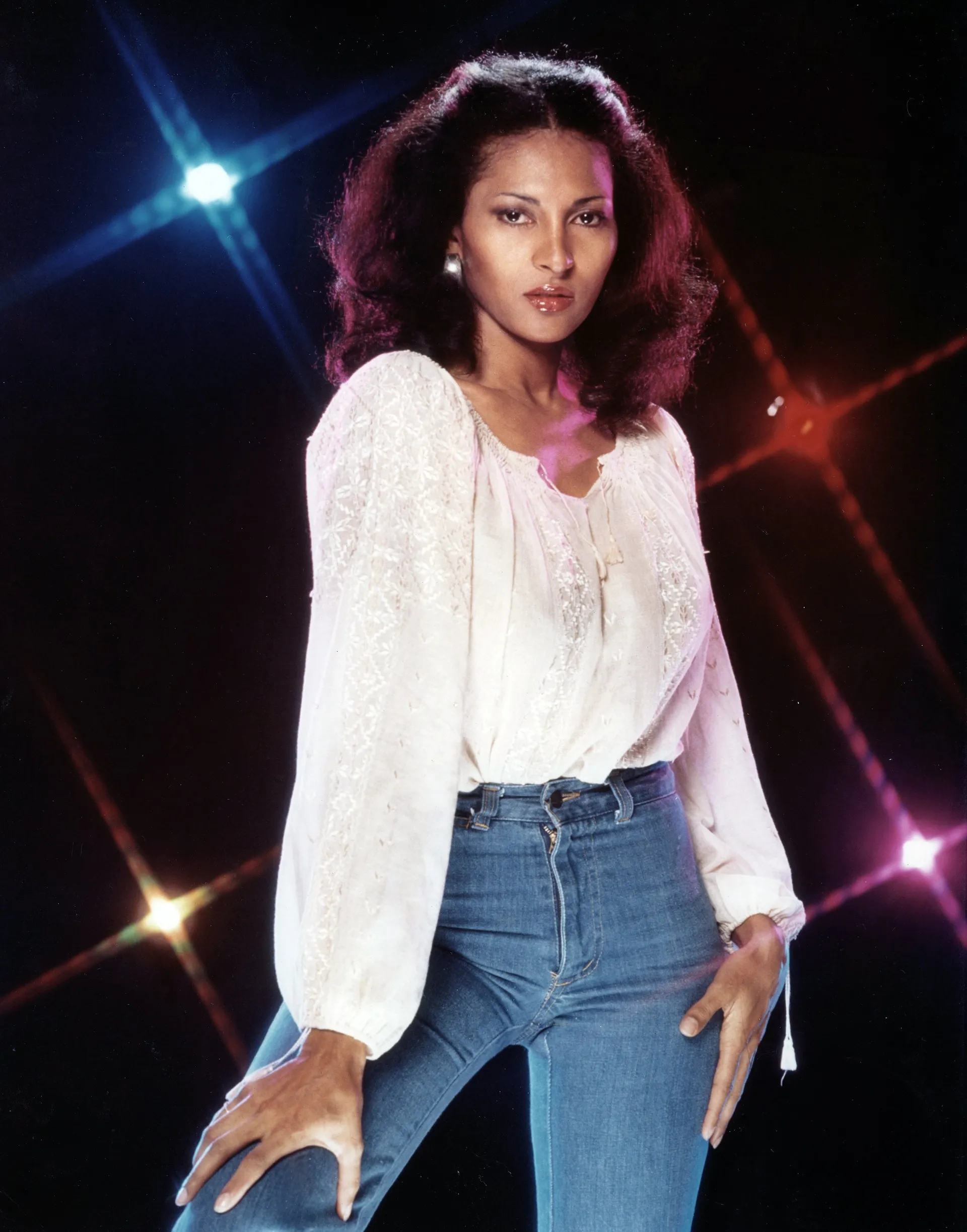 15 Pam Grier’s Instantly Recognizable Looks Through Her Career