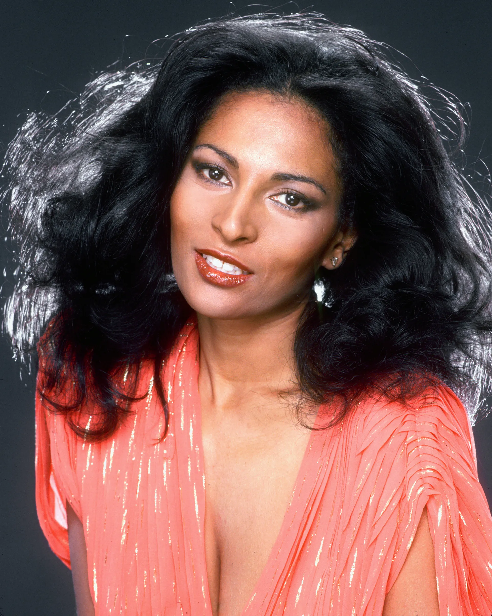 15 Pam Grier’s Instantly Recognizable Looks Through Her Career