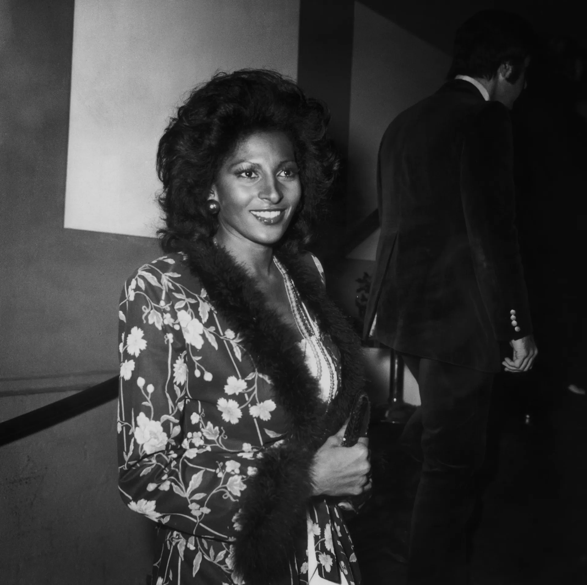 15 Pam Grier’s Instantly Recognizable Looks Through Her Career