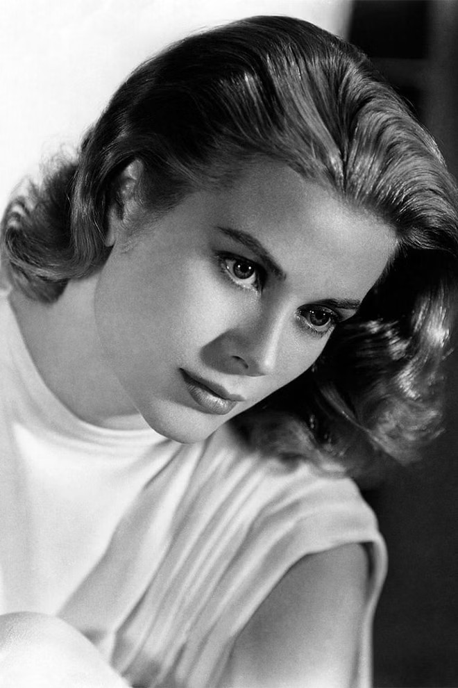 20 Photos Of Grace Kelly Through The Years: A Life Of Glamour And Grace