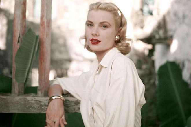 20 Photos Of Grace Kelly Through The Years: A Life Of Glamour And Grace