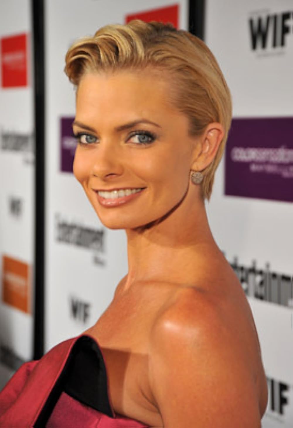 25 Facts About Jaime Pressly You May Not Know