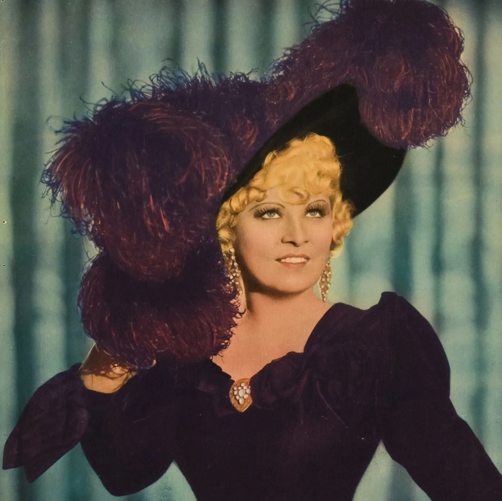 8 Mae West Quotes That Will Get Your Blood Flowing Down South!