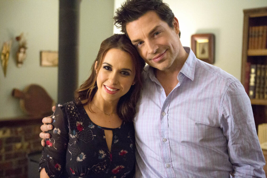 10 Things To Love About Lacey Chabert, Hallmark'S Beloved Star