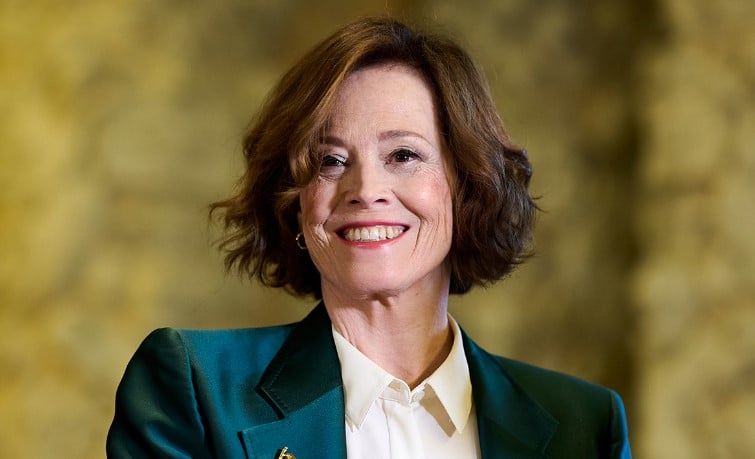 10 Mind-Blowing Facts About Sigourney Weaver