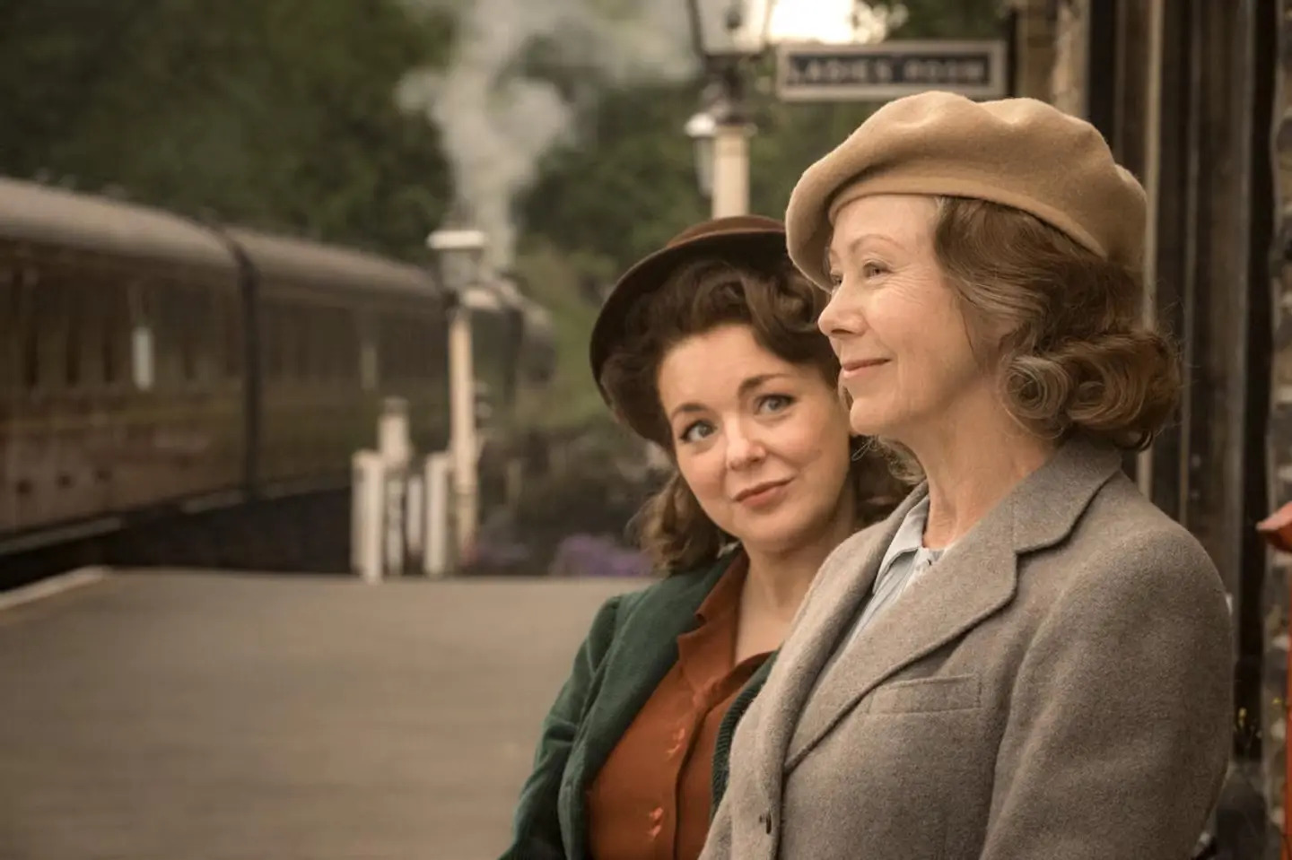 Jenny Agutter Reflecting On Fame: The Railway Child Who Grew Up