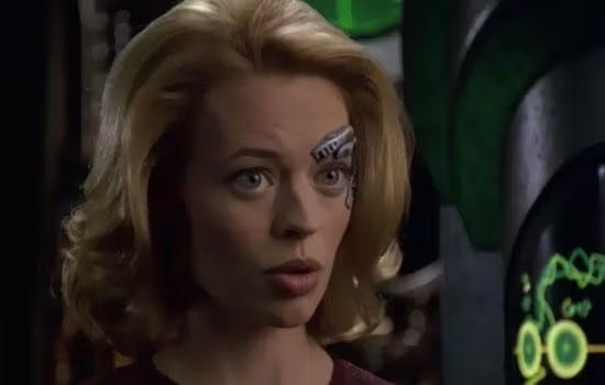 7 Awesome Facts You Must Know About Jeri Ryan